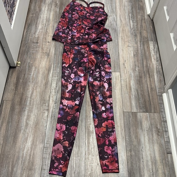 Athleta Legging (S) & Tank (M) Dappled Bloom Multi Floral Set - Valentine’s Day - Picture 5 of 12